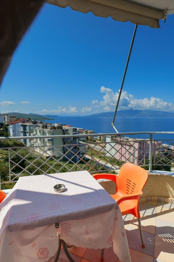 Eleni Guest House Sarande Exterior photo