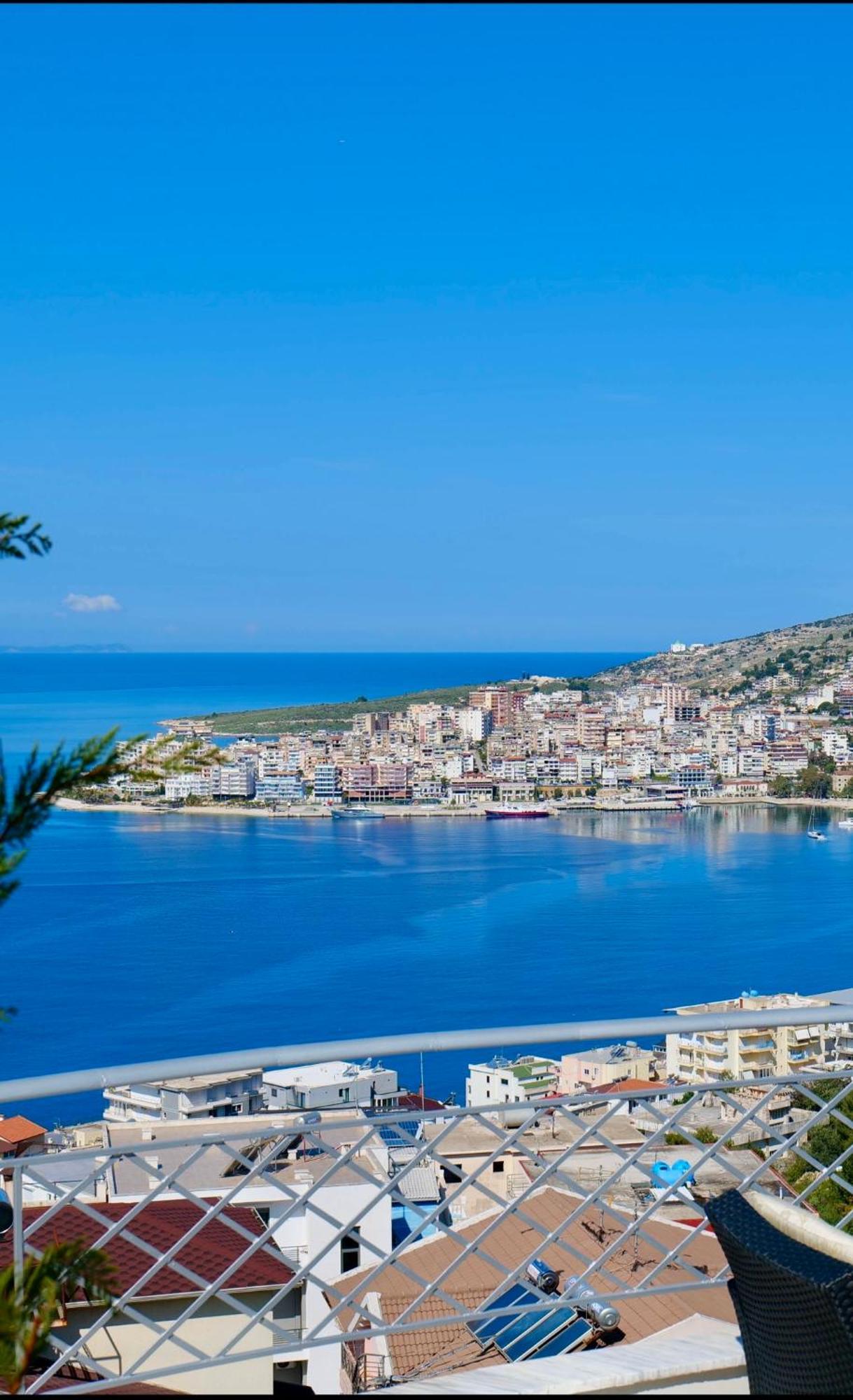 Eleni Guest House Sarande Exterior photo